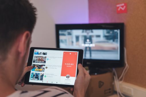 Browsing IPTV streaming solutions on a tablet